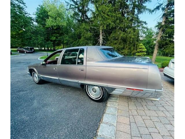 1994 Cadillac Fleetwood (CC-2098317) for sale in Cadillac, Michigan