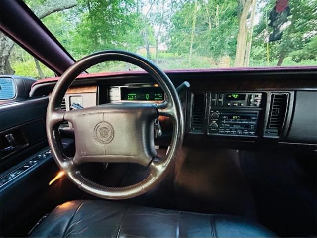 1994 Cadillac Fleetwood (CC-2098317) for sale in Cadillac, Michigan