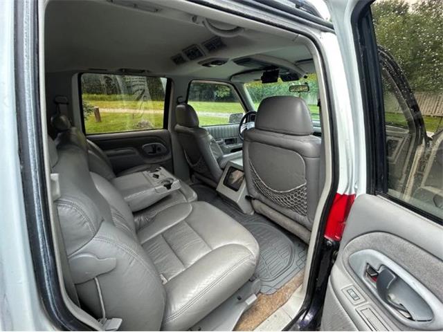 1993 Chevrolet Suburban (CC-2098321) for sale in Cadillac, Michigan