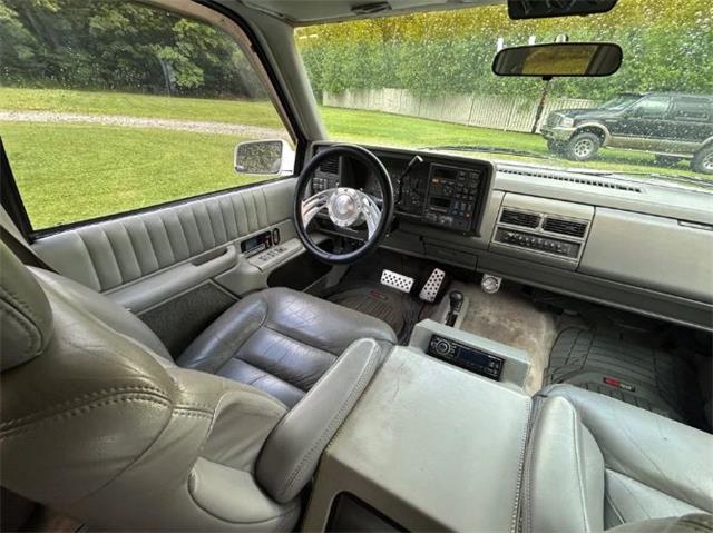 1993 Chevrolet Suburban (CC-2098321) for sale in Cadillac, Michigan