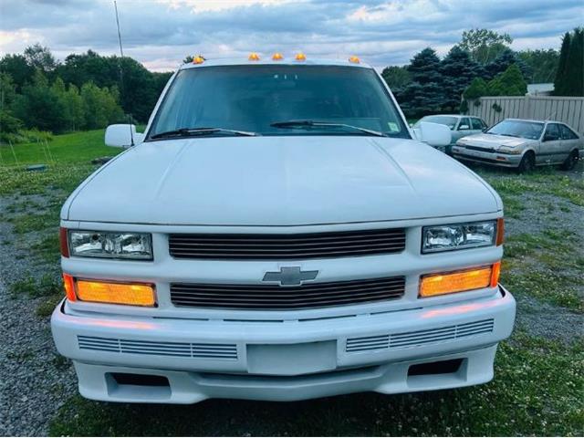 1993 Chevrolet Suburban (CC-2098321) for sale in Cadillac, Michigan