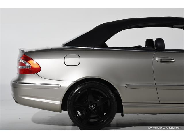 2005 Mercedes-Benz CLK (CC-2098353) for sale in Farmingdale, New York