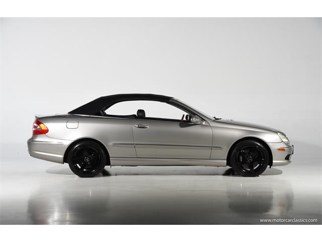 2005 Mercedes-Benz CLK (CC-2098353) for sale in Farmingdale, New York
