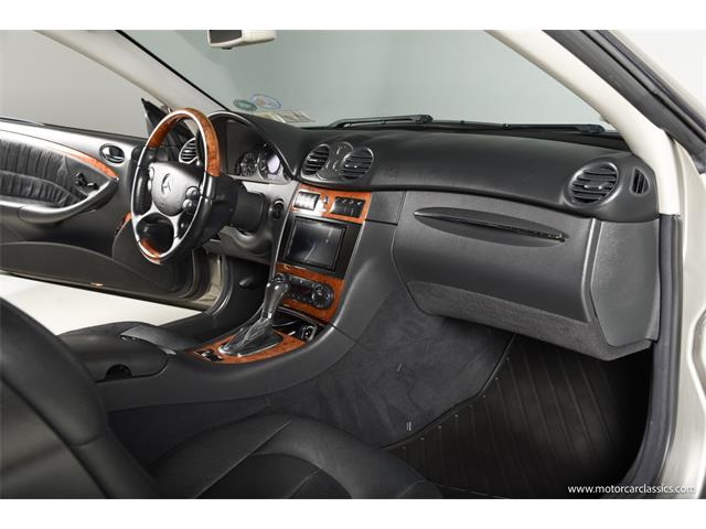 2005 Mercedes-Benz CLK (CC-2098353) for sale in Farmingdale, New York