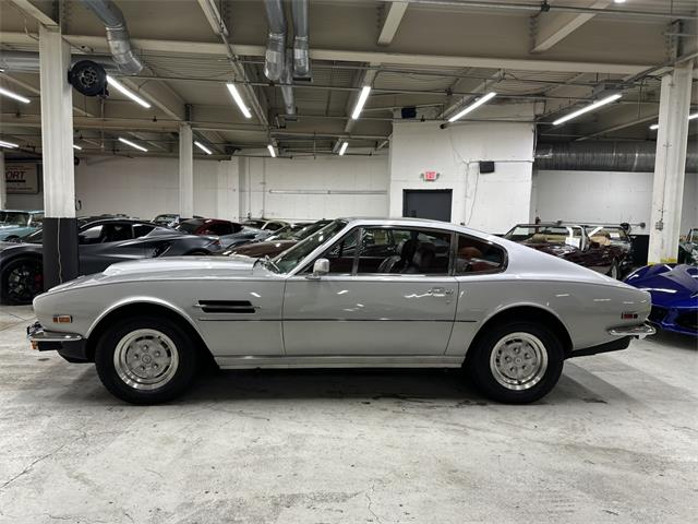 1977 Aston Martin V8 (CC-2098392) for sale in Huntington Station, New York