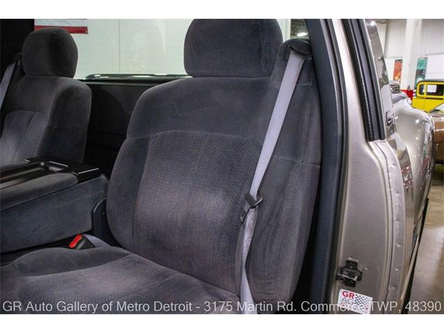 2000 Chevrolet Silverado (CC-2098515) for sale in Kentwood, Michigan