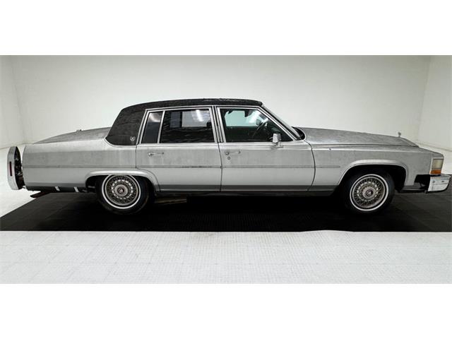 1989 Cadillac Fleetwood Brougham (CC-2098529) for sale in Morgantown, Pennsylvania
