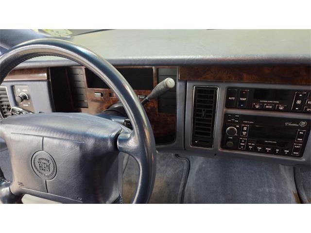1996 Cadillac Fleetwood (CC-2098588) for sale in Mankato, Minnesota