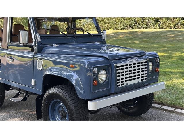 1995 Land Rover Defender 90 (CC-2098780) for sale in Southampton, New York
