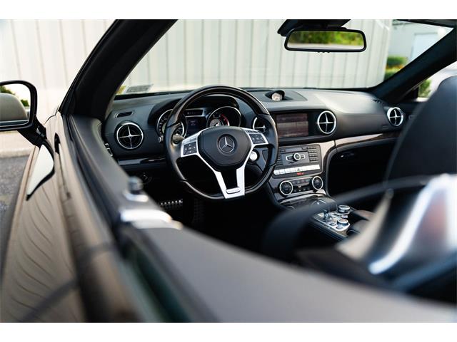 2015 Mercedes-Benz SL63 AMG (CC-2099190) for sale in Southampton, New York