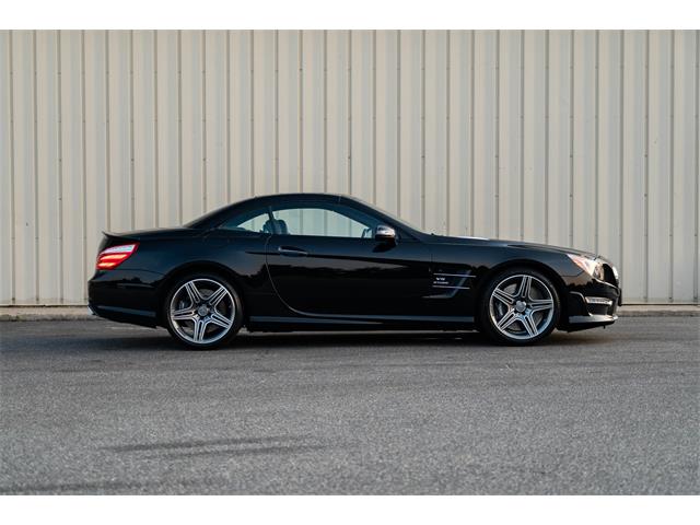 2015 Mercedes-Benz SL63 AMG (CC-2099190) for sale in Southampton, New York