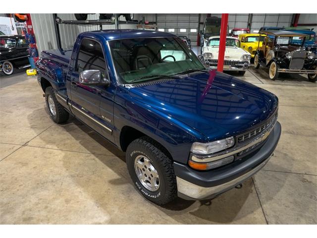 2001 Chevrolet Silverado (CC-2099210) for sale in Kentwood, Michigan