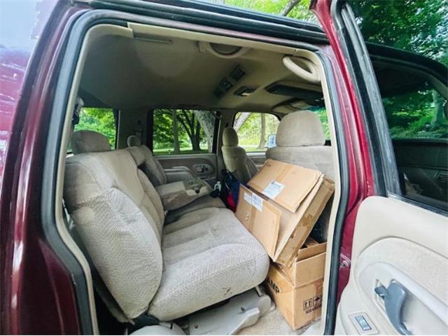 1998 GMC Suburban (CC-2099265) for sale in Cadillac, Michigan
