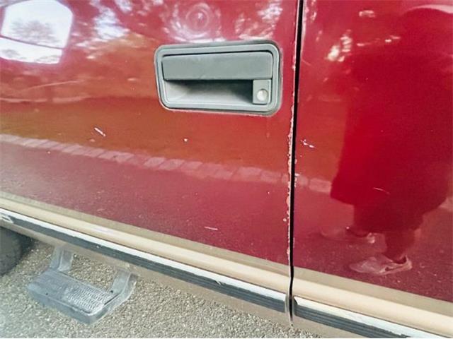 1998 GMC Suburban (CC-2099265) for sale in Cadillac, Michigan