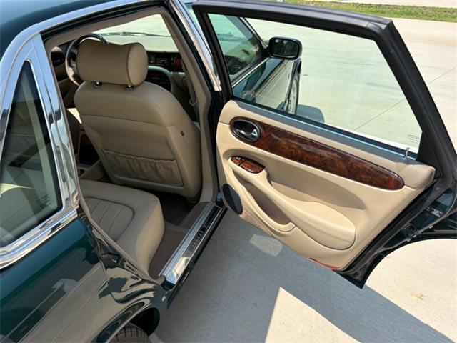 2002 Jaguar XJ8 (CC-2099348) for sale in Statesville, North Carolina