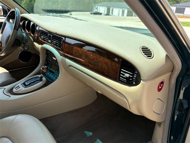 2002 Jaguar XJ8 (CC-2099348) for sale in Statesville, North Carolina