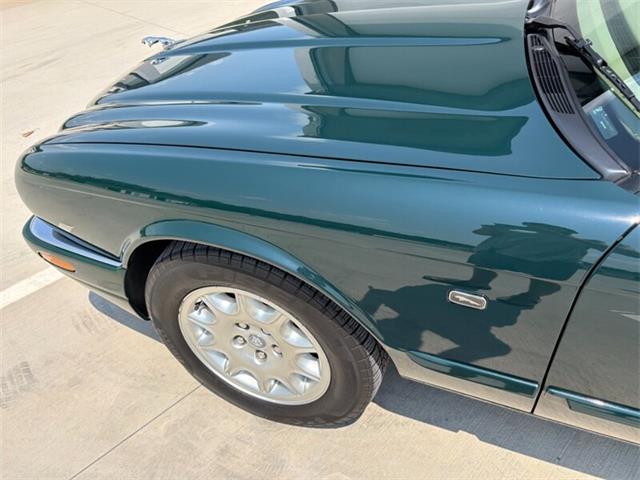 2002 Jaguar XJ8 (CC-2099348) for sale in Statesville, North Carolina