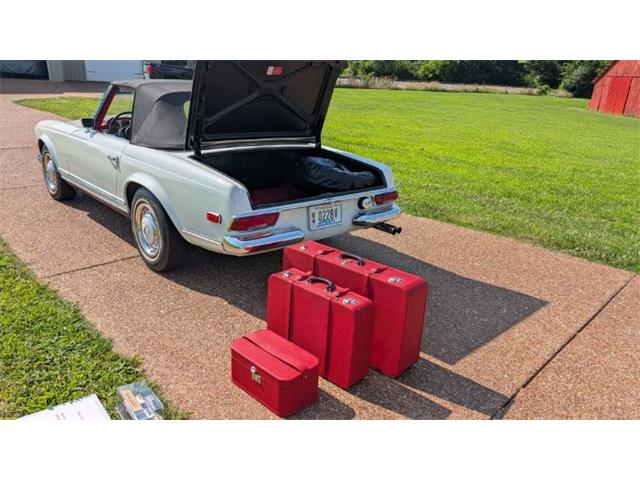 1968 Mercedes-Benz 250SL (CC-2090963) for sale in Cadillac, Michigan