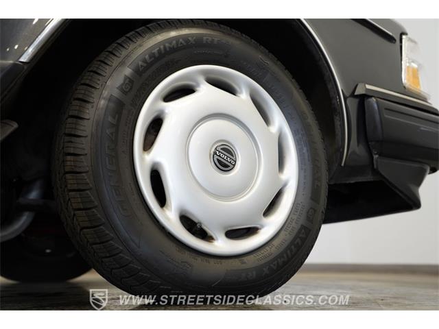 1988 Volvo 240 (CC-2099729) for sale in Mesa, Arizona