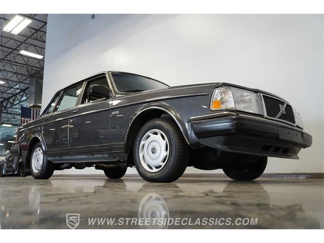 1988 Volvo 240 (CC-2099729) for sale in Mesa, Arizona