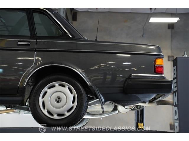 1988 Volvo 240 (CC-2099729) for sale in Mesa, Arizona