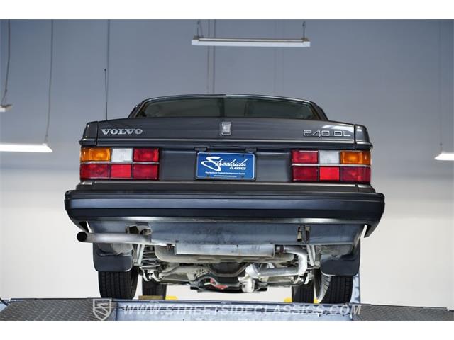 1988 Volvo 240 (CC-2099729) for sale in Mesa, Arizona