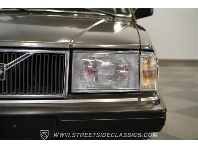 1988 Volvo 240 (CC-2099729) for sale in Mesa, Arizona