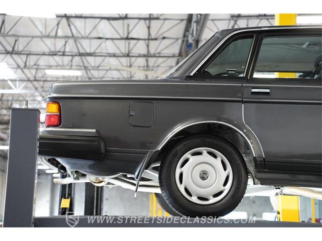 1988 Volvo 240 (CC-2099729) for sale in Mesa, Arizona