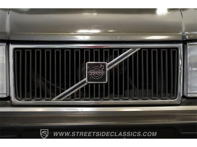 1988 Volvo 240 (CC-2099729) for sale in Mesa, Arizona