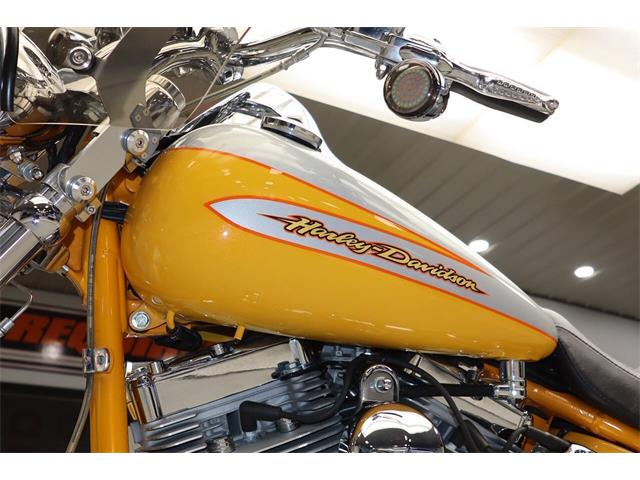 2004 Harley-Davidson Deuce (CC-2099837) for sale in McDonald, Pennsylvania