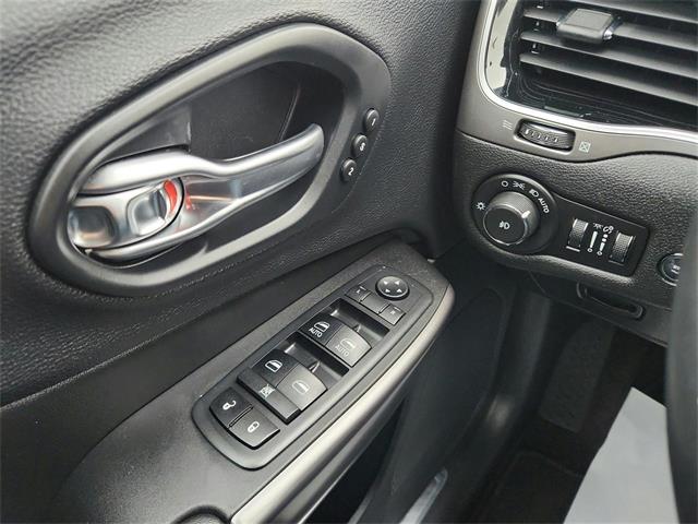 2019 Jeep Cherokee (CC-2099854) for sale in Buffalo, New York