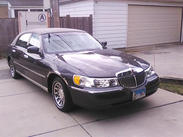 2001 Lincoln Town Car (CC-2101031) for sale in Chicago, Illinois
