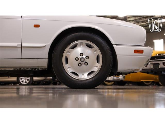 1997 Jaguar XJ6L (CC-2101088) for sale in New Braundfels, Texas