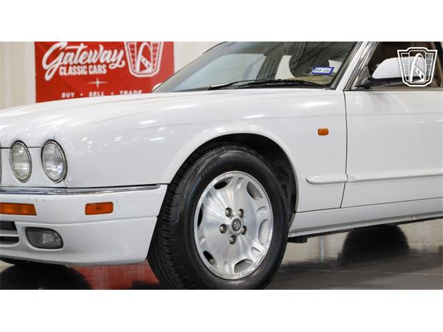 1997 Jaguar XJ6L (CC-2101088) for sale in New Braundfels, Texas