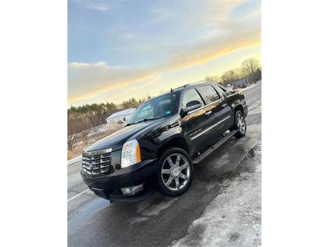 2011 Cadillac Escalade (CC-2101114) for sale in Cadillac, Michigan