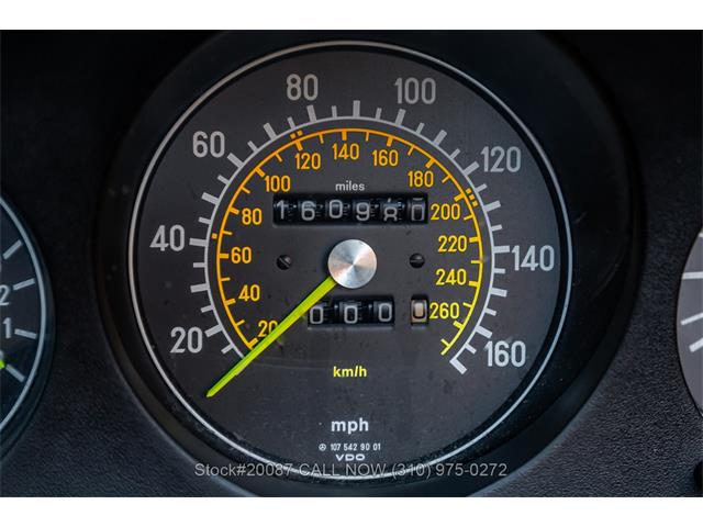 1986 Mercedes-Benz 560SL (CC-2101358) for sale in Beverly Hills, California