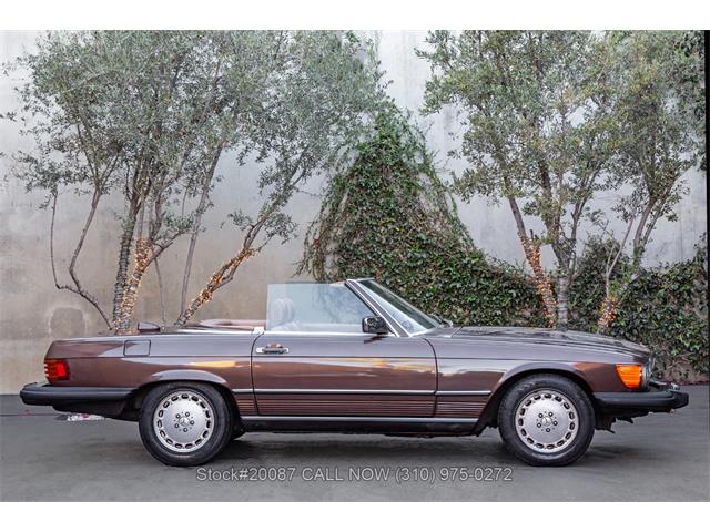 1986 Mercedes-Benz 560SL (CC-2101358) for sale in Beverly Hills, California