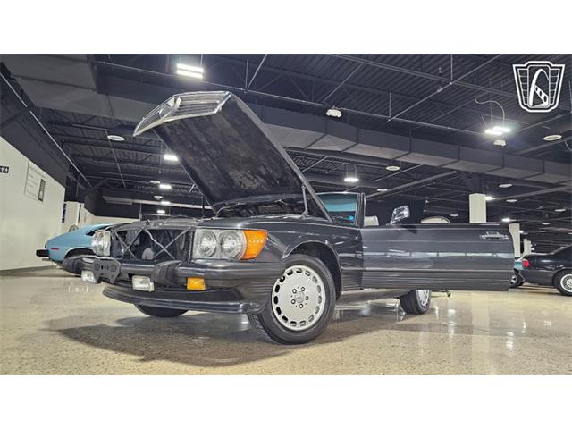 1986 Mercedes-Benz 560 (CC-2101424) for sale in Dearborn, Michigan