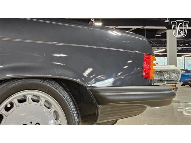 1986 Mercedes-Benz 560 (CC-2101424) for sale in Dearborn, Michigan