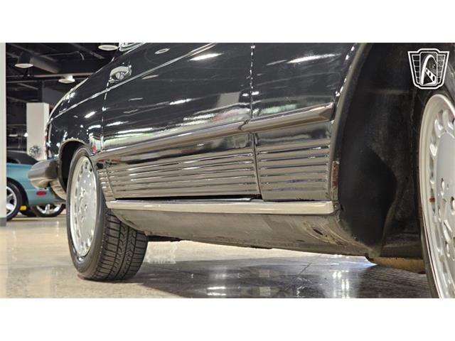 1986 Mercedes-Benz 560 (CC-2101424) for sale in Dearborn, Michigan