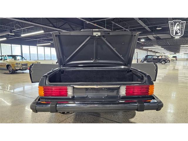 1986 Mercedes-Benz 560 (CC-2101424) for sale in Dearborn, Michigan