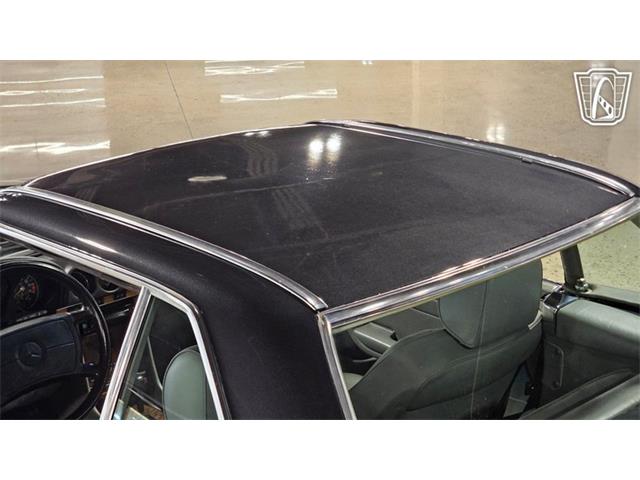 1986 Mercedes-Benz 560 (CC-2101424) for sale in Dearborn, Michigan