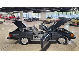 1986 Mercedes-Benz 560 (CC-2101424) for sale in Dearborn, Michigan