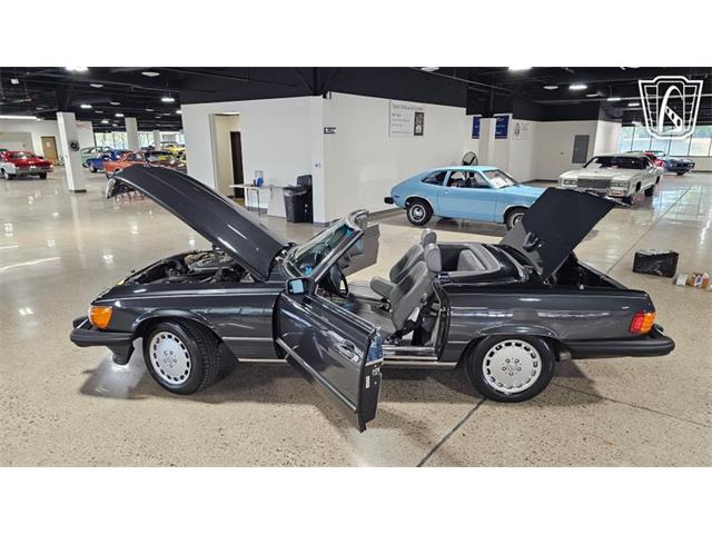 1986 Mercedes-Benz 560 (CC-2101424) for sale in Dearborn, Michigan