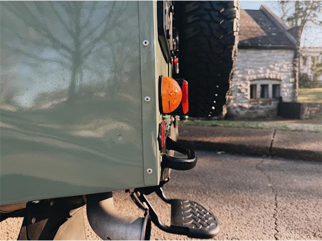 2000 Land Rover Defender 110 (CC-2101528) for sale in Nashville, Tennessee