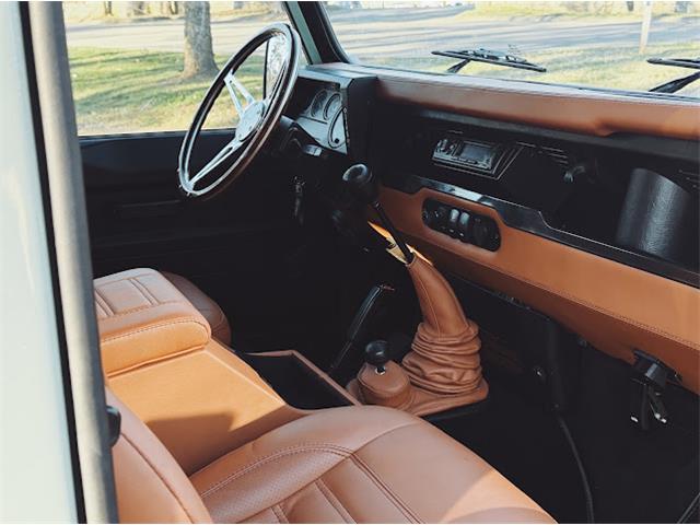 2000 Land Rover Defender 110 (CC-2101528) for sale in Nashville, Tennessee