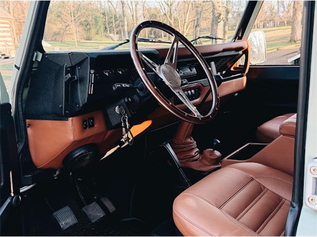 2000 Land Rover Defender 110 (CC-2101528) for sale in Nashville, Tennessee