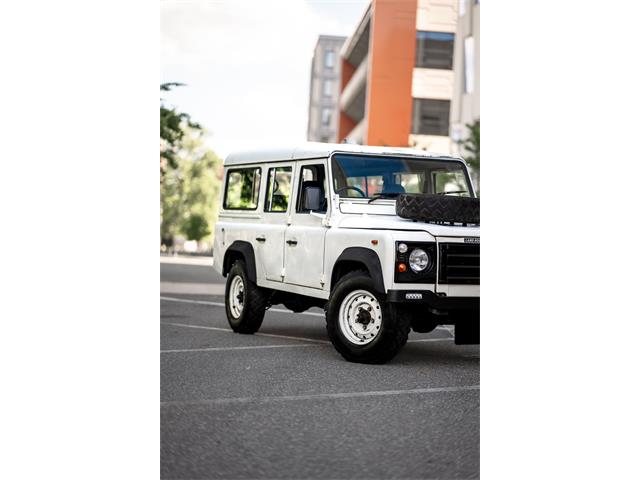 1991 Land Rover Defender 110 (CC-2101533) for sale in Boston, Massachusetts