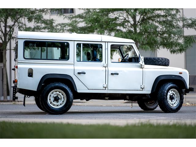 1991 Land Rover Defender 110 (CC-2101533) for sale in Boston, Massachusetts