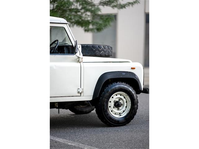 1991 Land Rover Defender 110 (CC-2101533) for sale in Boston, Massachusetts